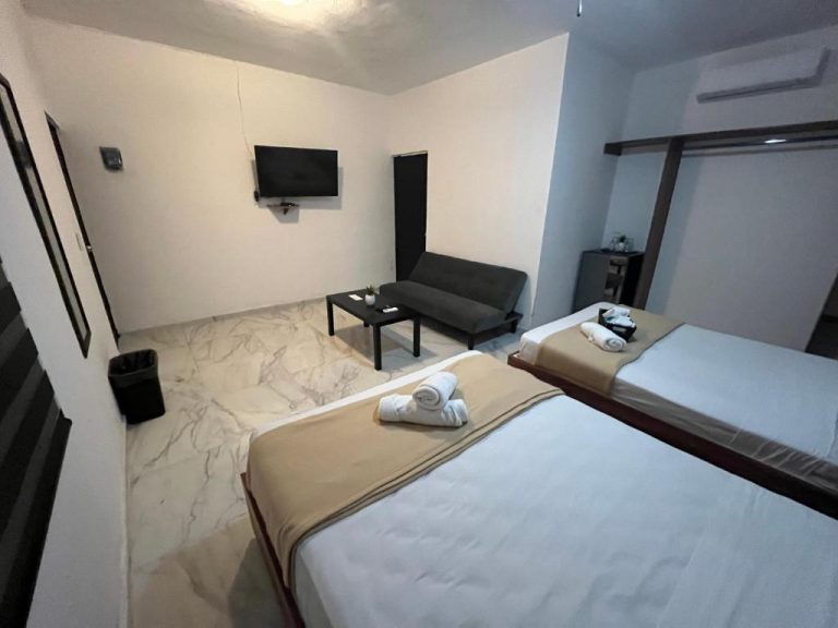 MASTER FAMILY SUITE (6)